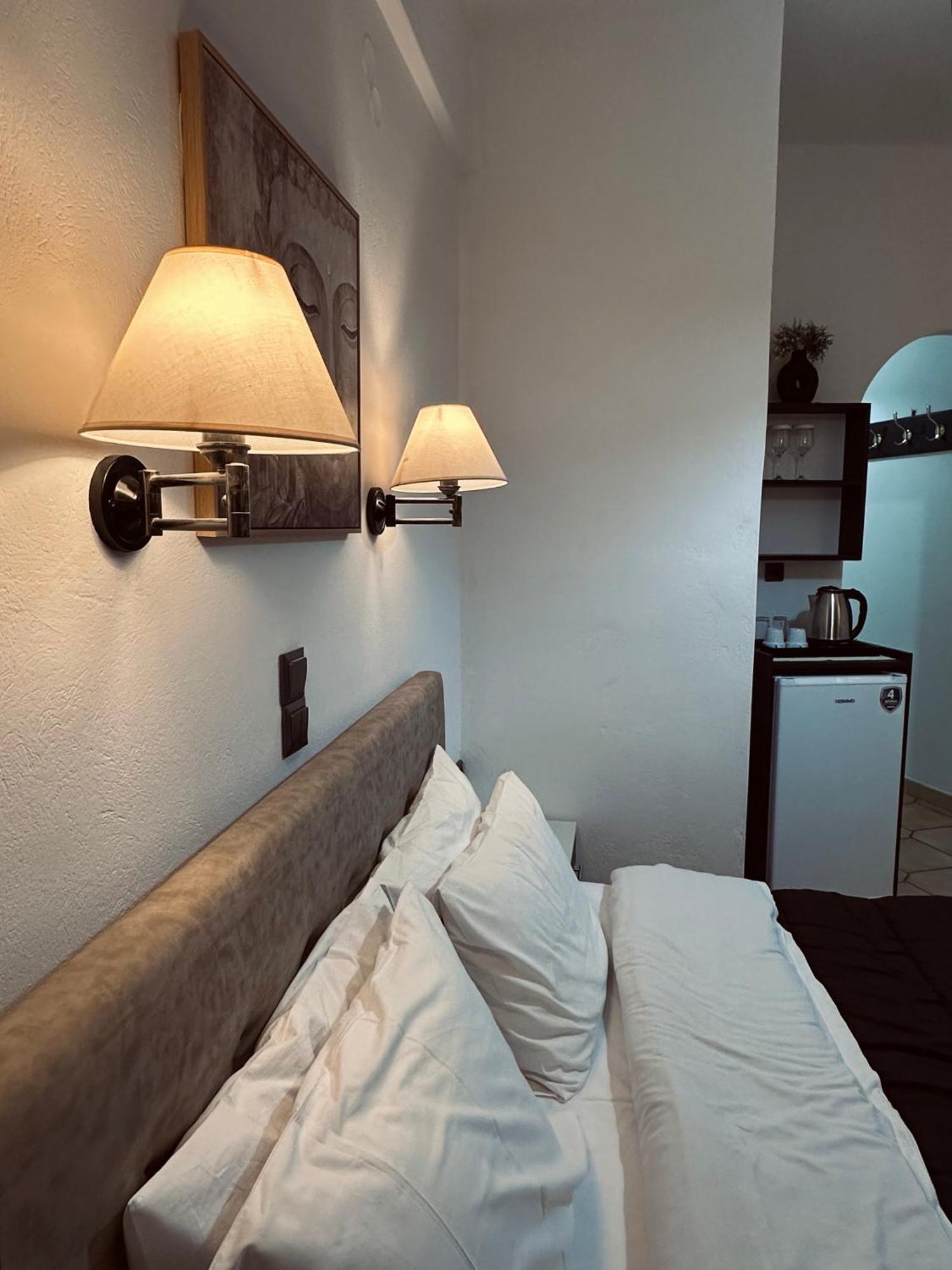 Studios Souropanis Kamena Vourla Exteriör bild